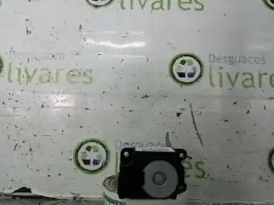 Pezzo di ricambio per auto di seconda mano Motore Apertura Boccole Aria Condizionata per PEUGEOT 207 Confort Riferimenti OEM IAM  T1006419G 6447NL