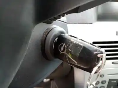 Pezzo di ricambio per auto di seconda mano  per OPEL ASTRA H BERLINA  Riferimenti OEM IAM   
