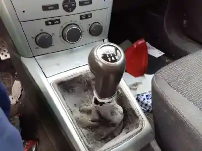 Pezzo di ricambio per auto di seconda mano leva del cambio per opel astra h berlina cosmo riferimenti oem iam 55350247  