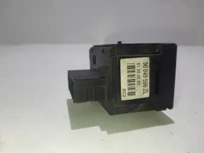 Pezzo di ricambio per auto di seconda mano comando pulito per citroen berlingo 2.0 hdi cat (rhy / dw10td) riferimenti oem iam 96049596zl  61557114