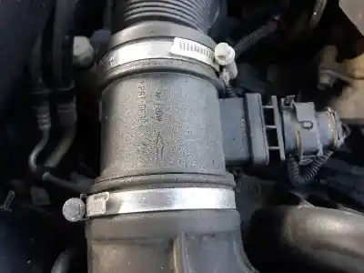 İkinci el araba yedek parçası  için OPEL ASTRA H BERLINA  OEM IAM referansları 93178243  0281002618