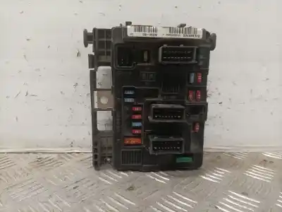 Peça sobressalente para automóvel em segunda mão caixa de fusíveis e relés por peugeot partner (s1) 2.0 hdi cat referências oem iam u118470002j