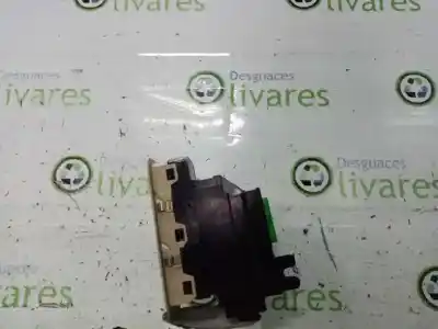 Second-hand car spare part left front power window switch for volvo v70 familiar 2.4 diesel oem iam references 30658146 md37120-0010 30658146