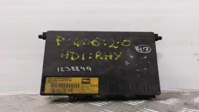 Pièce détachée automobile d'occasion boîtes à fusibles pour peugeot 406 berlina (s1/s2) 1.8 16v cat références oem iam 9646941180  73008812