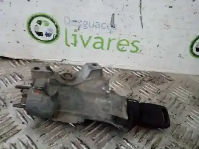 Pièce détachée automobile d'occasion Commutateur D'allumage pour AUDI A3 (8L) 1.9 TDI Ambiente Références OEM IAM   4B0905851C