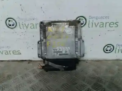 Peça sobressalente para automóvel em segunda mão centralina de motor uce por peugeot 206 berlina play station 2 referências oem iam 0281010250