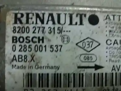 Recambio de automóvil de segunda mano de centralita airbag para renault clio ii fase ii (b/cb0) 1.5 dci diesel referencias oem iam 0285001537  8200277315