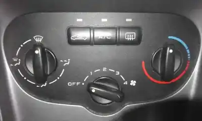 Tweedehands auto-onderdeel verwarming / airconditioning bediening voor peugeot 307 (s1) 1.6 16v cat oem iam-referenties 