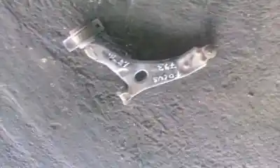 Peça sobressalente para automóvel em segunda mão Braço De Suspensão Inferior Esquerdo Dianteiro por FORD FOCUS BERLINA (CAK) Trend Referências OEM IAM   