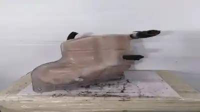 Автозапчасти б/у расширительный депозит за audi a4 berlina (b5) 2.5 tdi ссылки oem iam 4b0121403   Автозапчасти б/у расширительный депозит за audi a4 berlina (b5) 2.5 tdi ссылки oem iam 4b0121403