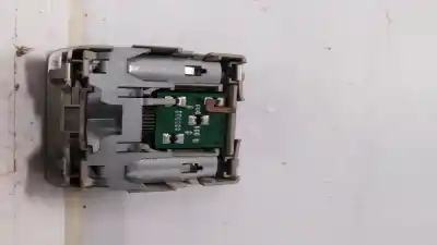 Peça sobressalente para automóvel em segunda mão luz interior por audi a4 berlina (8e) 1.9 tdi referências oem iam 4b9947123s  