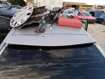 Peça sobressalente para automóvel em segunda mão spoiler da tampa da mala por citroen c4 berlina 1.6 16v hdi referências oem iam 96811714xt