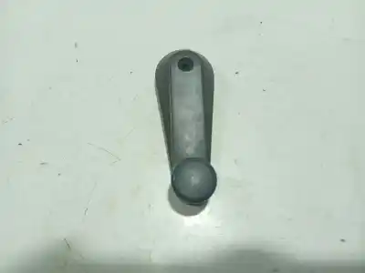 Peça sobressalente para automóvel em segunda mão manivela / manipulo do vidro dianteiro esquerdo por seat marbella ce referências oem iam 1895081