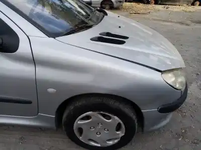 Pièce détachée automobile d'occasion aile avant droite pour peugeot 206 berlina x-line références oem iam   