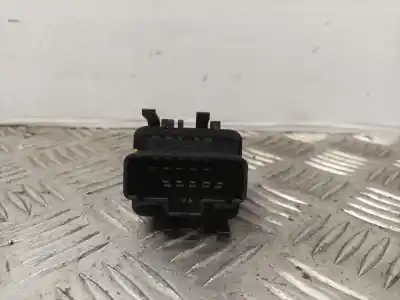 Автозапчасти б/у выключатель левого переднего окна за renault clio ii fase ii (b/cb0) 1.2 16v ссылки oem iam   