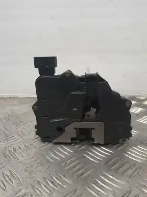 Pezzo di ricambio per auto di seconda mano serratura porta anteriore sinistra per opel corsa d 1.3 16v cdti cat (z 13 dth / l4i) riferimenti oem iam 55702895 0325407955 1209061725