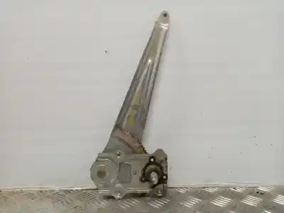 Автозапчастина б/у регулятор скла заднього правого для TOYOTA YARIS (NCP1/NLP1/SCP1) 1.0 CAT Посилання на OEM IAM 6983052020  