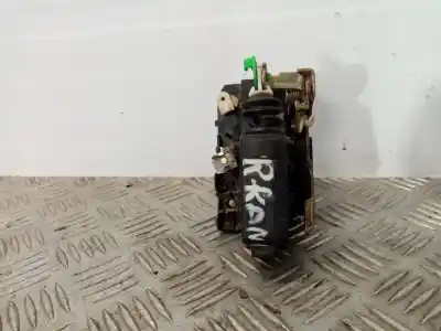 Автозапчасти б/у замок передней правой двери за renault kangoo (f/kc0) alize 75 cv / 55 kw ссылки oem iam    Автозапчасти б/у замок передней правой двери за renault kangoo (f/kc0) alize 75 cv / 55 kw ссылки oem iam