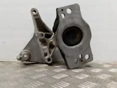 Second-hand car spare part right engine support for dacia logan mcv (ks_) 1.5 dci (ks0w) oem iam references 8200728479  