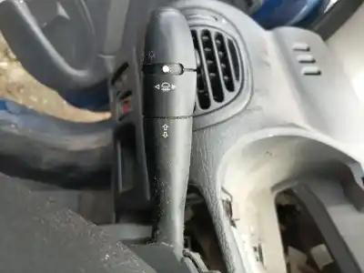 Tweedehands auto-onderdeel stuurwielbediening voor peugeot 206 fastback (2a/c) 1.4 hdi eco 70 oem iam-referenties 96605668xt  