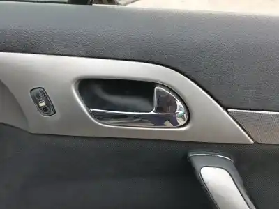Second-hand car spare part interior right front handle for peugeot 407 (6d_) 1.8 (6d6fzb) oem iam references 96526177