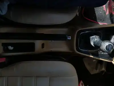 İkinci el araba yedek parçası orta konsol için volkswagen golf iv (1j1) 1.9 tdi oem iam referansları   
