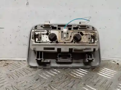 Автозапчастина б/у внутрішне світло для toyota yaris (ksp9/scp9/nlp9) 1.3 cat посилання на oem iam 812600d030  