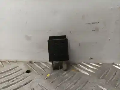 Peça sobressalente para automóvel em segunda mão relé para automóvel por volkswagen passat berlina (3c2) 2.0 tdi referências oem iam 7m0951253c