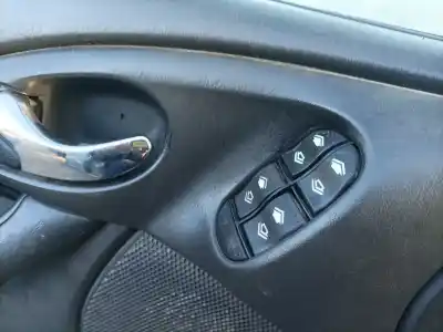 İkinci el araba yedek parçası sol ön pencere anahtari için ford focus i sedán (dfw) 1.8 turbo di / tddi oem iam referansları   