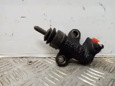 Recambio de automóvil de segunda mano de bombin embrague para nissan terrano/terrano.ii (r20) avenue referencias oem iam 3062048p0b