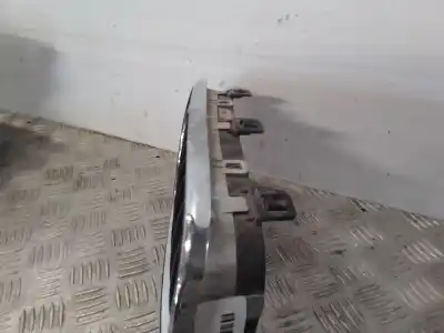 Second-hand car spare part front grille for bmw 1 (e87) 118 d oem iam references 22405910  