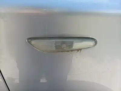 Peça sobressalente para automóvel em segunda mão farolim do lado direito por bmw 1 (e87) 118 d referências oem iam 