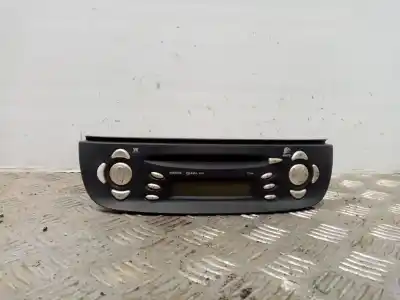 Peça sobressalente para automóvel em segunda mão Sistema De áudio / Rádio Cd por NISSAN ALMERA TINO (V10M) Básico Referências OEM IAM 28185BU005  