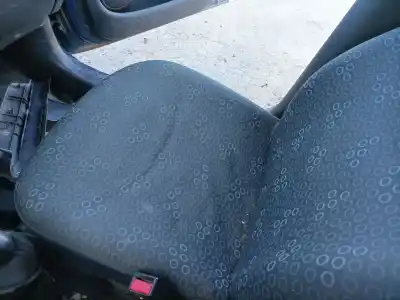 Pezzo di ricambio per auto di seconda mano sedile anteriore destro per toyota yaris (_p1_) 1.0 (scp10_) riferimenti oem iam   
