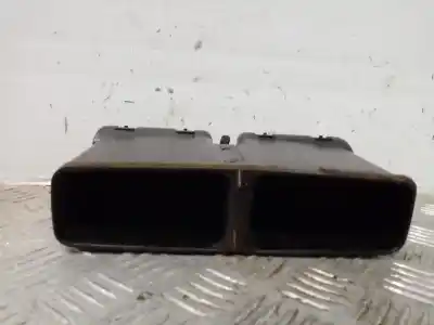 Pièce détachée automobile d'occasion grille d'aération pour toyota picnic (m10) 2.2 td 90 cv / 66 kw références oem iam   