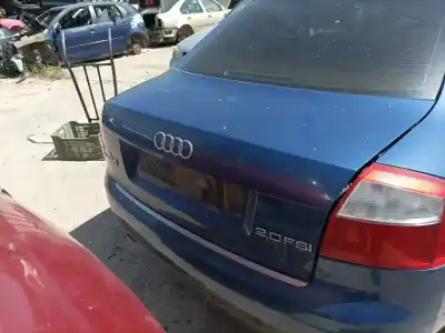 Recambio de automóvil de segunda mano de TAPA MALETERO para AUDI A4 BERLINA (8E)  referencias OEM IAM   