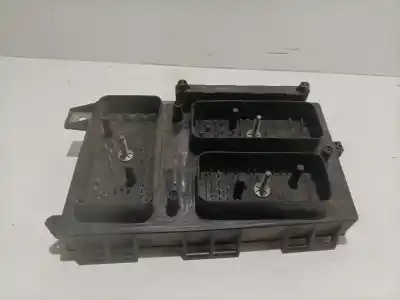 Pezzo di ricambio per auto di seconda mano scatola relè/fusibili per opel astra h gtc (a04) 1.9 cdti (l08) riferimenti oem iam 13206746  5dk00946410