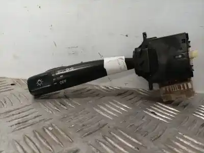 Peça sobressalente para automóvel em segunda mão comutador de luzes por toyota picnic (m10) 2.2 td 90 cv / 66 kw referências oem iam 
