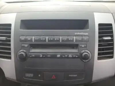 İkinci el araba yedek parçası ses sistemi / radyo cd için mitsubishi outlander ii (cw_w) 2.0 di-d (cw8w) oem iam referansları 8002a067xa 7c23a 3854045