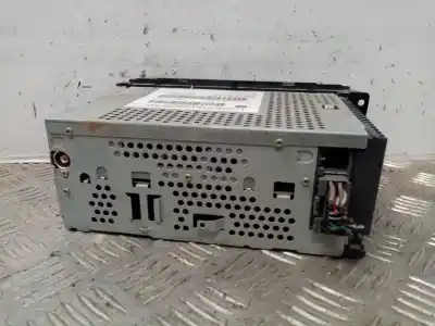 Second-hand car spare part audio system / radio cd for chrysler voyager (rg) 2.4 se oem iam references p56038585ao  