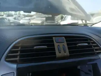 İkinci el araba yedek parçası havalandirma izgarasi için fiat bravo (198) 1.9 16v dynamic multijet oem iam referansları   