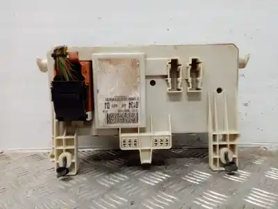 İkinci el araba yedek parçası röle/sigorta kutusu için ford focus berlina (cap) ghia oem iam referansları 30s519100804  
