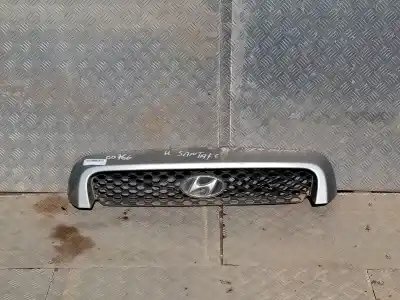 Peça sobressalente para automóvel em segunda mão grelha frontal por hyundai santa fe (sm) 2.0 gls crdi referências oem iam 