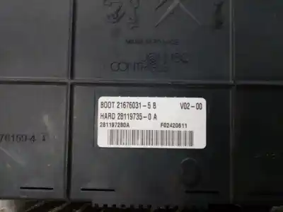 İkinci el araba yedek parçası röle/sigorta kutusu için citroen c4 picasso 2.0 hdi fap oem iam referansları 9663510180   İkinci el araba yedek parçası röle/sigorta kutusu için citroen c4 picasso 2.0 hdi fap oem iam referansları 9663510180