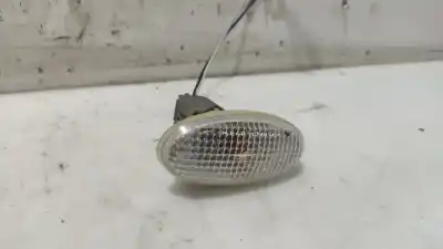 Peça sobressalente para automóvel em segunda mão farolim do lado esquerdo por mazda 2 berlina (dy) * referências oem iam gj6a51120e