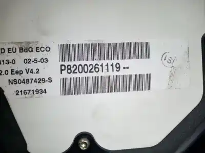Автозапчастина б/у панель інструментів для renault clio ii fase ii (b/cb0) посилання на oem iam 8200261119  