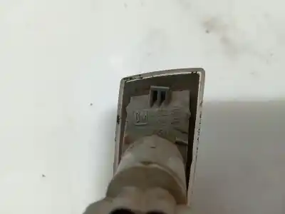 Автозапчастина б/у ліва бічна для opel insignia a (g09) 2.0 cdti (68) посилання на oem iam 13252435  13252456