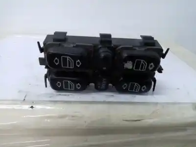 Автозапчасти б/у выключатель левого переднего окна за MERCEDES-BENZ CLASE A (W168) * ссылки OEM IAM 1688202810  