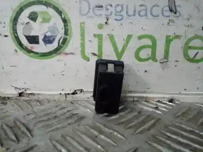 Peça sobressalente para automóvel em segunda mão botão / interruptor elevador vidro dianteiro direito por bmw serie 5 berlina (e39) 2.0 16v diesel cat referências oem iam 8368974  