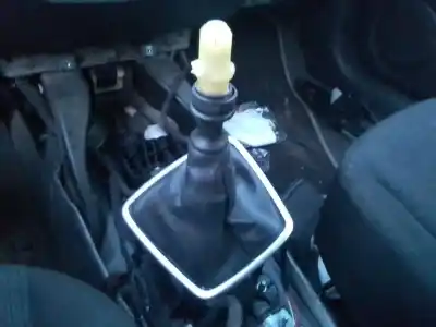 Second-hand car spare part GEAR LEVER for RENAULT LAGUNA III  OEM IAM references 8200694900J  